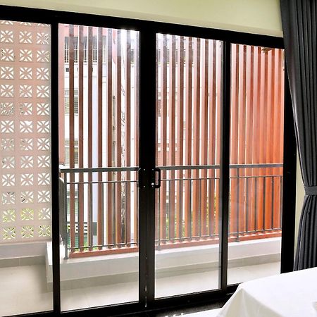 Era Apartment Xuan Thuy Hanoi Buitenkant foto