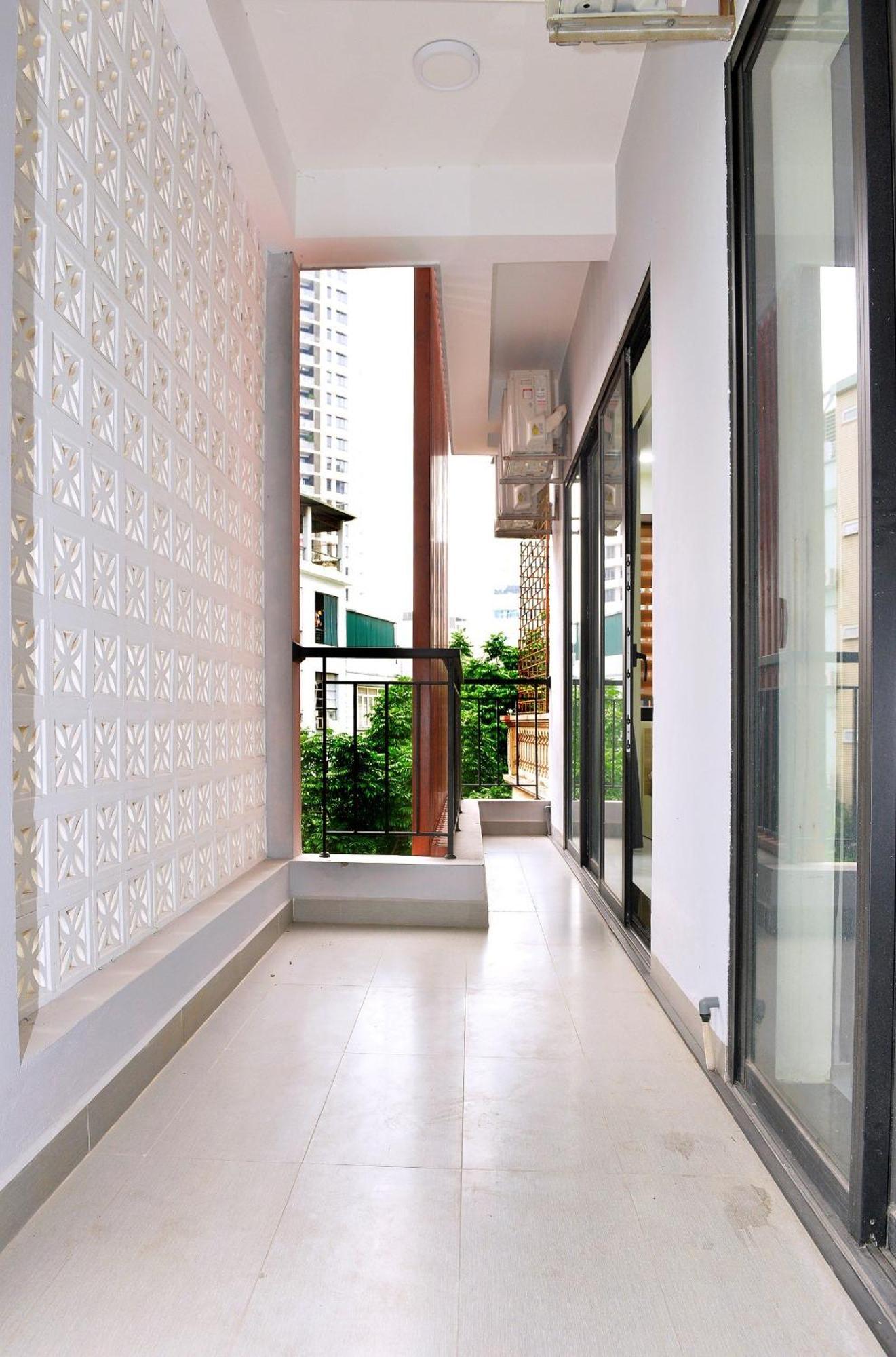 Era Apartment Xuan Thuy Hanoi Buitenkant foto
