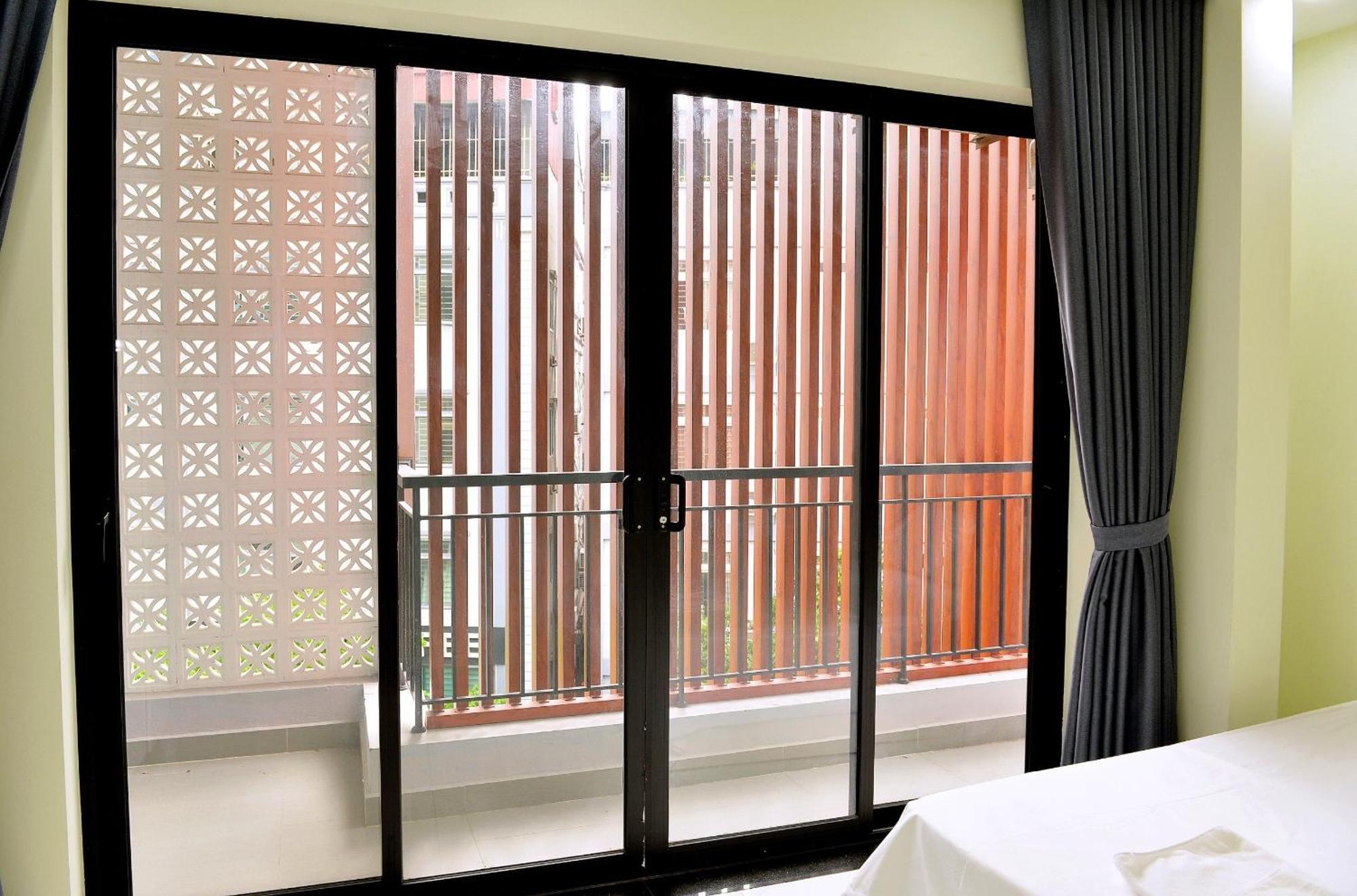 Era Apartment Xuan Thuy Hanoi Buitenkant foto