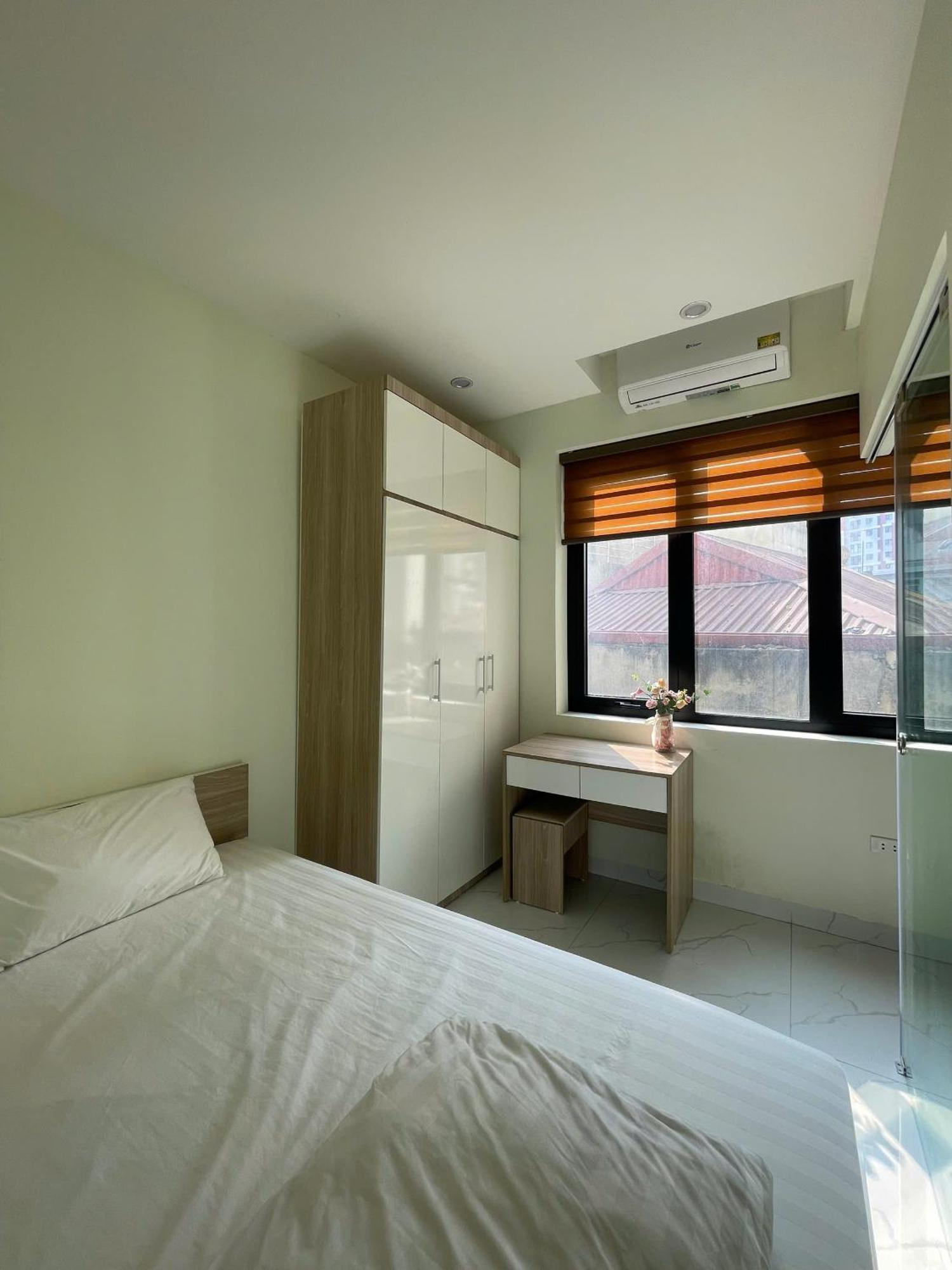 Era Apartment Xuan Thuy Hanoi Buitenkant foto